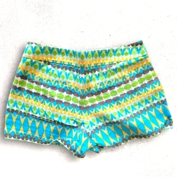 J. Crew Blue Green PatternePleated Shorts‎ | Size 8 | Cotton Linen High Rise - Picture 1 of 2